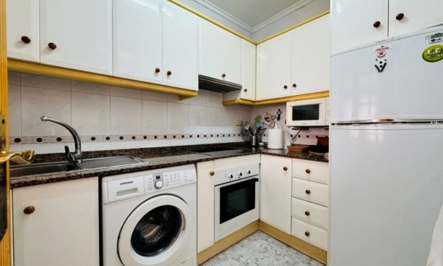 Resale - Apartment / flat -
Torrevieja - Torrevista Playa