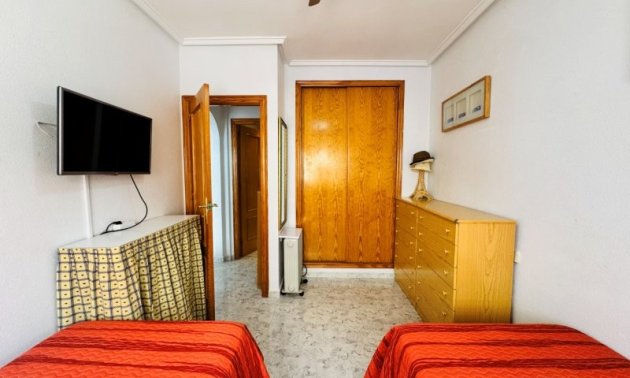 Resale - Apartment / flat -
Torrevieja - Torrevista Playa