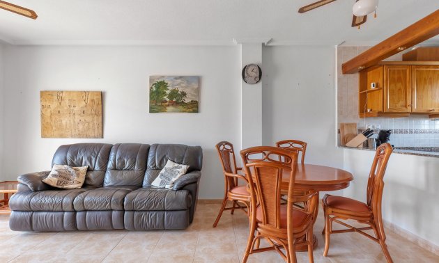 Resale - Apartment / flat -
Orihuela Costa - Villamartin