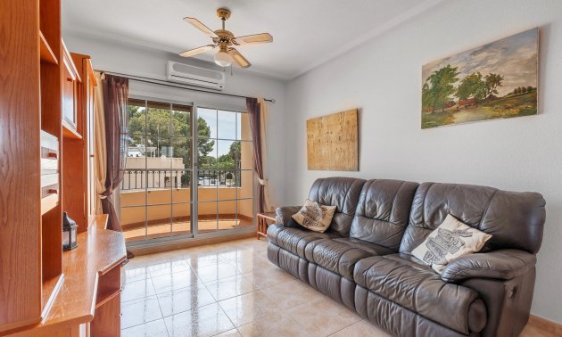 Resale - Apartment / flat -
Orihuela Costa - Villamartin