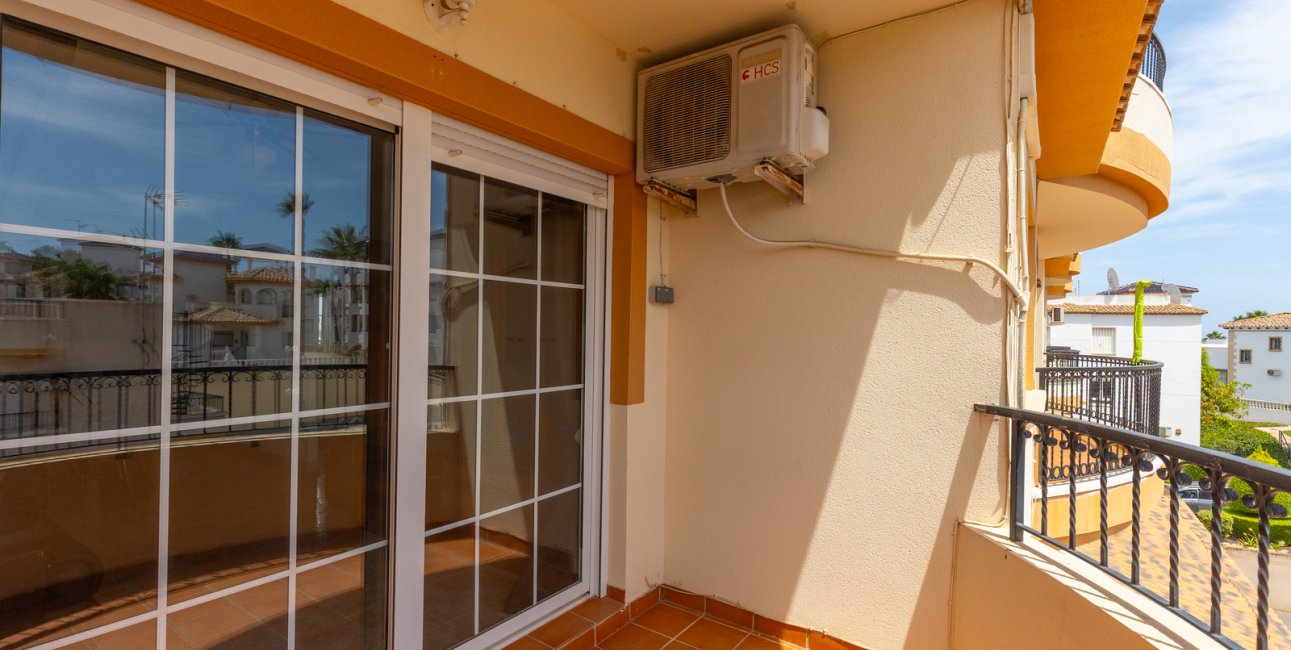 Resale - Apartment / flat -
Orihuela Costa - Villamartin