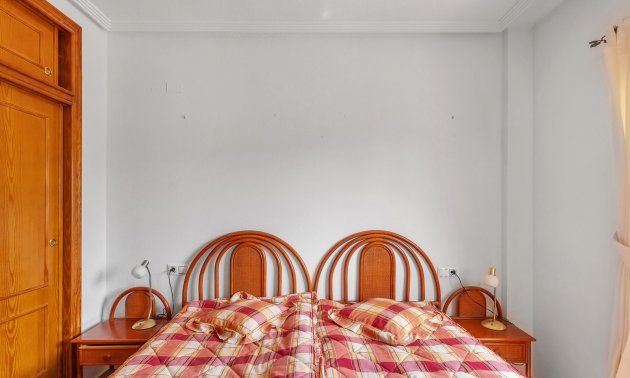 Resale - Apartment / flat -
Orihuela Costa - Villamartin