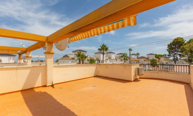Resale - Apartment / flat -
Orihuela Costa - Villamartin