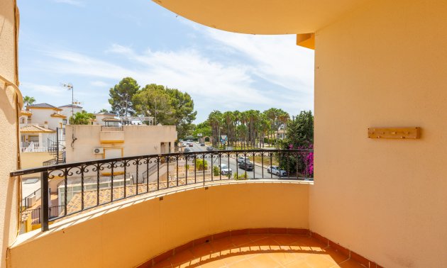 Reventa - Apartamento / piso -
Orihuela - Villamartin