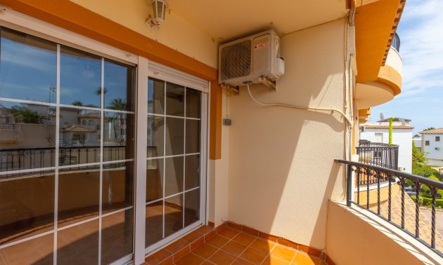 Reventa - Apartamento / piso -
Orihuela - Villamartin