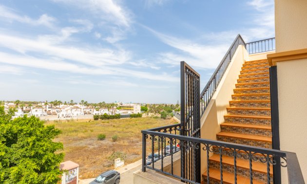 Reventa - Apartamento / piso -
Orihuela - Villamartin