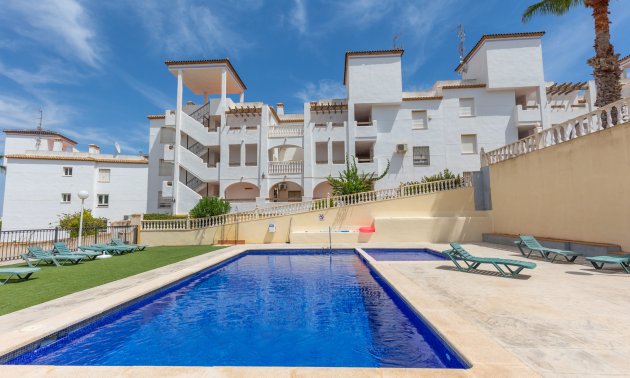 Reventa - Apartamento / piso -
Orihuela - Villamartin