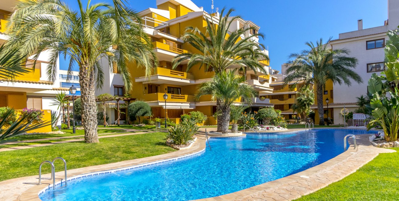 Resale - Apartment / flat -
Torrevieja - Punta prima