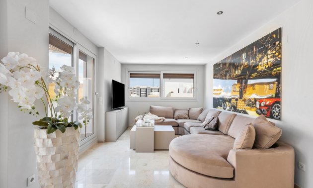 Resale - Apartment / flat -
Torrevieja - Punta prima