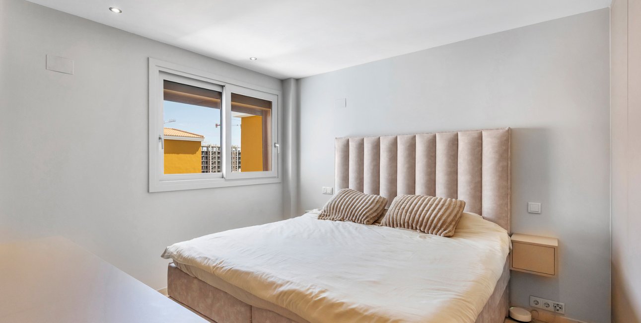 Resale - Apartment / flat -
Torrevieja - Punta prima