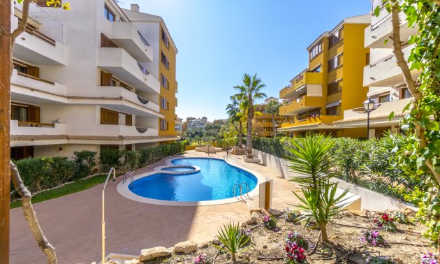 Resale - Apartment / flat -
Torrevieja - Punta prima