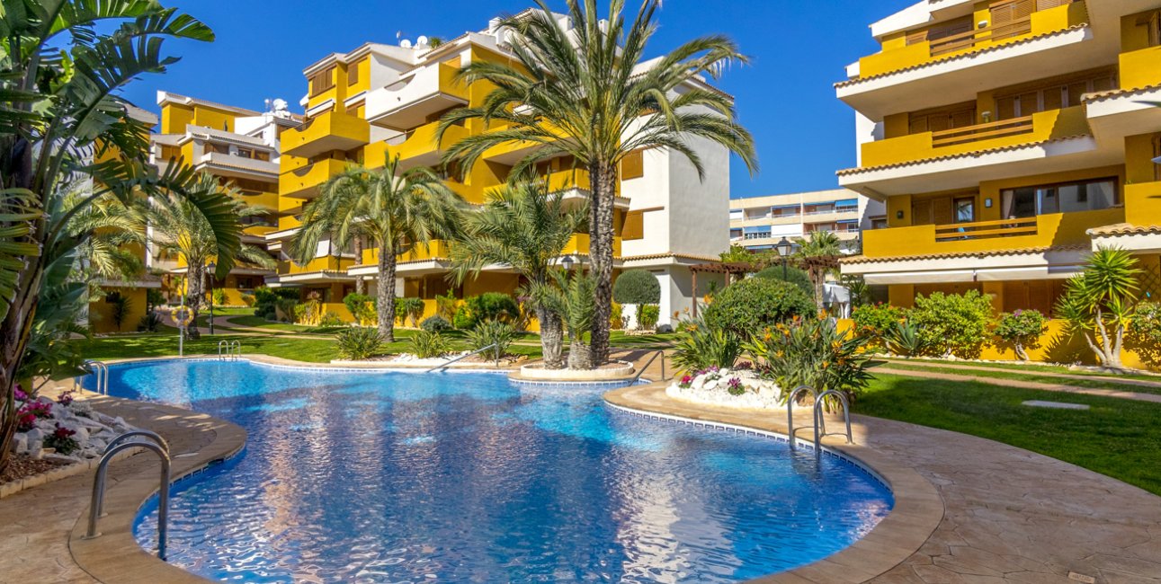 Resale - Apartment / flat -
Torrevieja - Punta prima