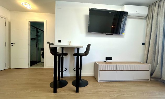 Resale - Apartment / flat -
Torrevieja - Punta prima
