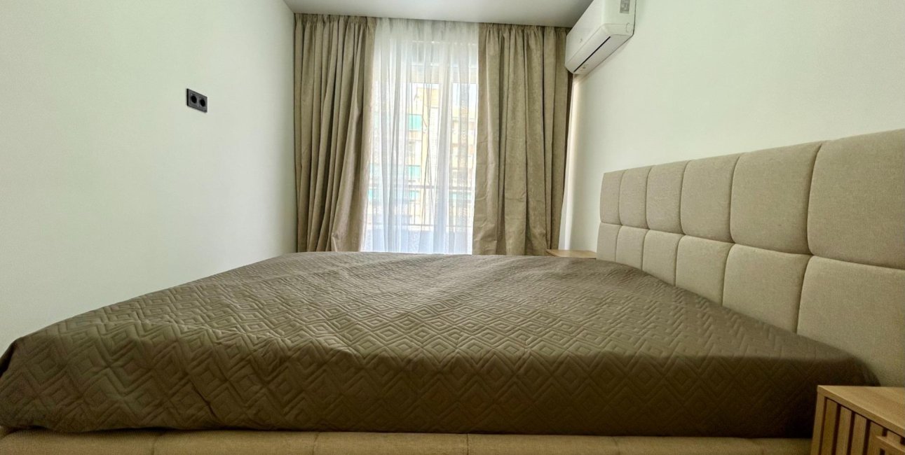 Resale - Apartment / flat -
Torrevieja - Punta prima