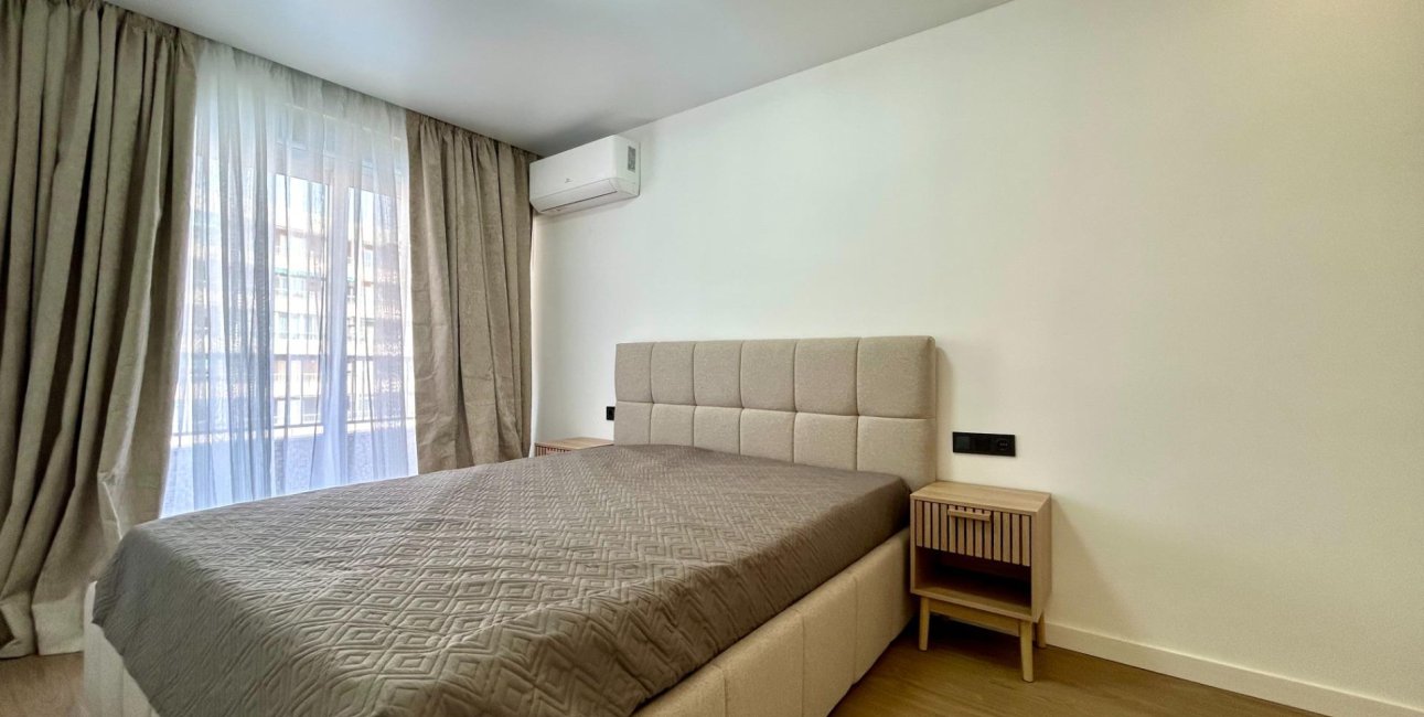 Resale - Apartment / flat -
Torrevieja - Punta prima