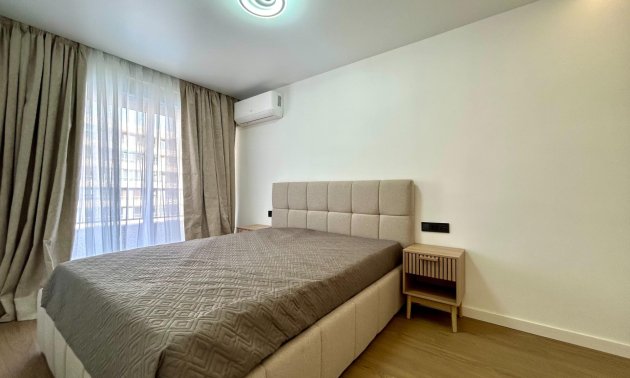 Resale - Apartment / flat -
Torrevieja - Punta prima