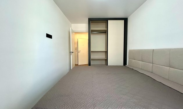 Resale - Apartment / flat -
Torrevieja - Punta prima