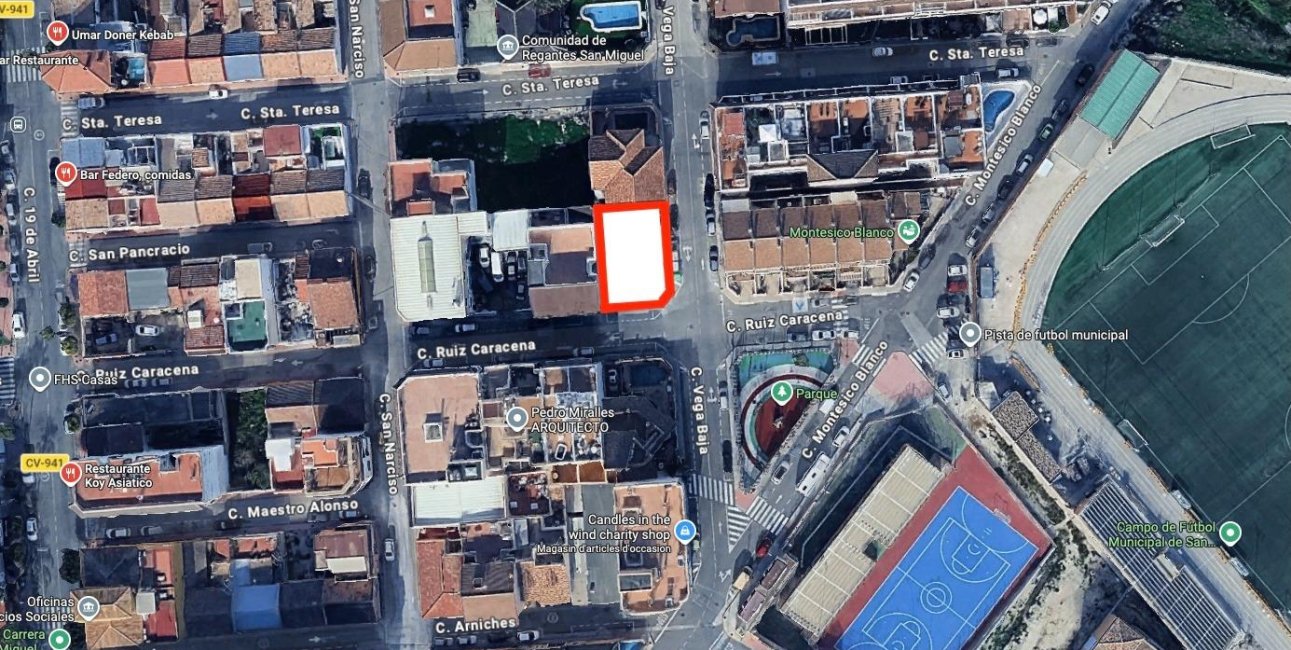 Reventa - Parcela / Terreno -
San Miguel de Salinas - CENTRO URBANO