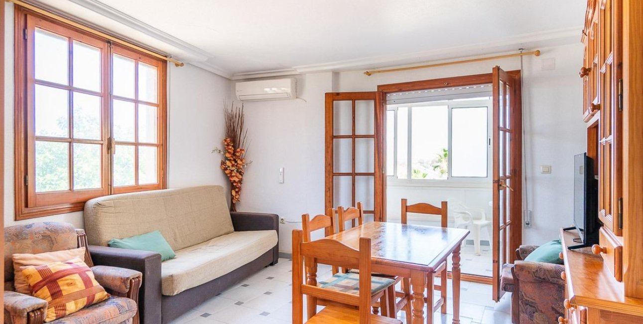 Resale - Apartment / flat -
Torrevieja - La Mata
