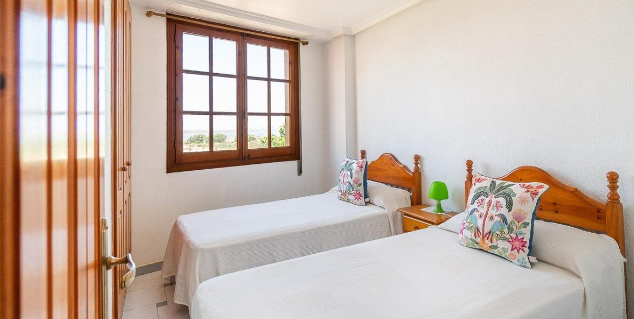 Resale - Apartment / flat -
Torrevieja - La Mata