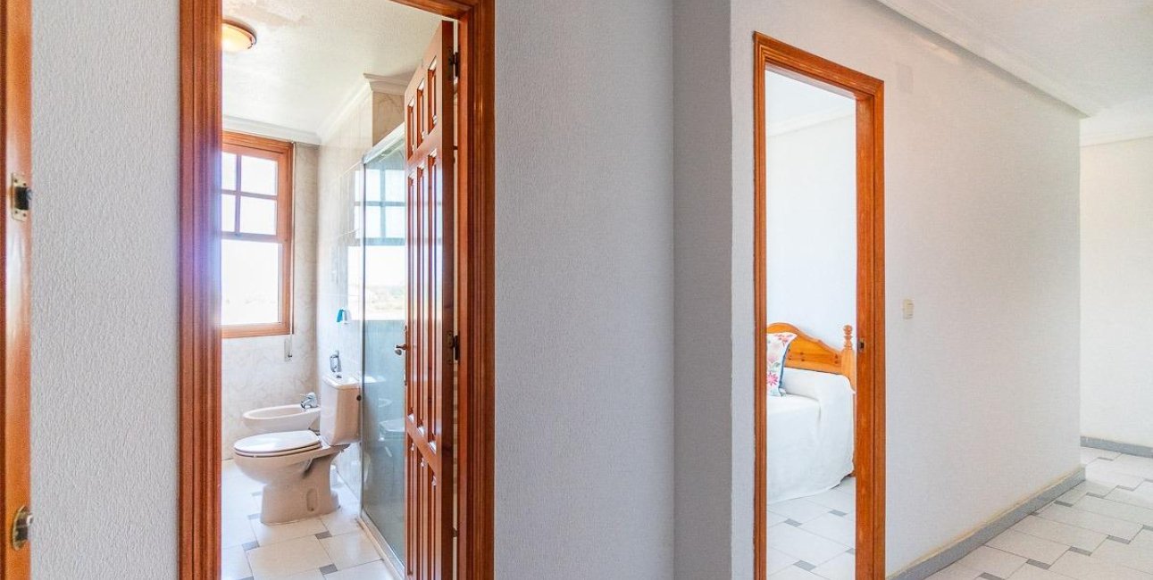 Resale - Apartment / flat -
Torrevieja - La Mata