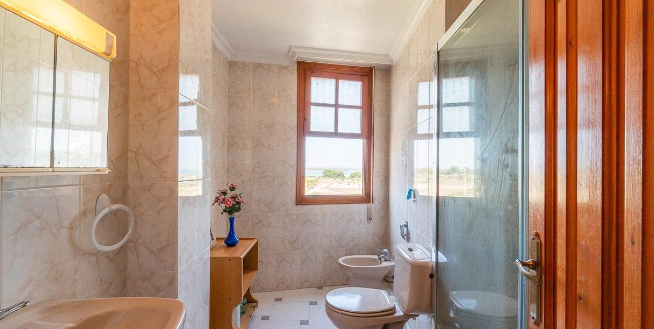 Resale - Apartment / flat -
Torrevieja - La Mata