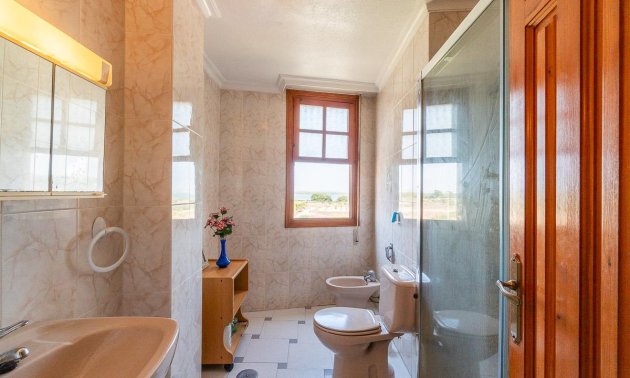 Resale - Apartment / flat -
Torrevieja - La Mata