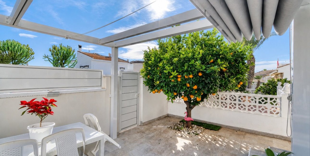 Resale - Townhouse -
Benijofar - Monte Azul