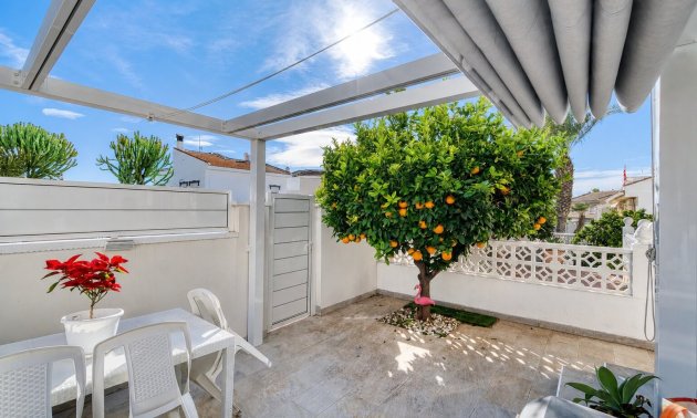 Resale - Townhouse -
Benijofar - Monte Azul