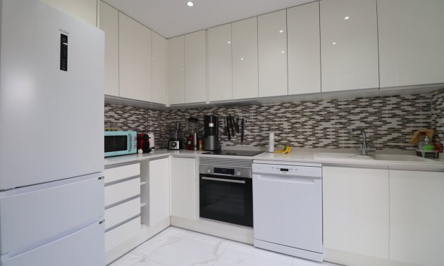 Resale - Townhouse -
Benijofar - Monte Azul