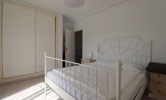 Resale - Townhouse -
Benijofar - Monte Azul