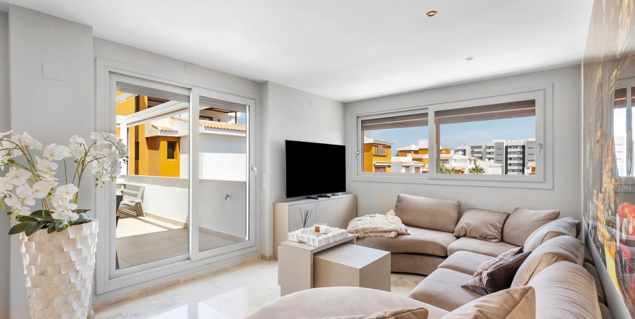 Resale - Apartment / flat -
Orihuela Costa - Punta Prima