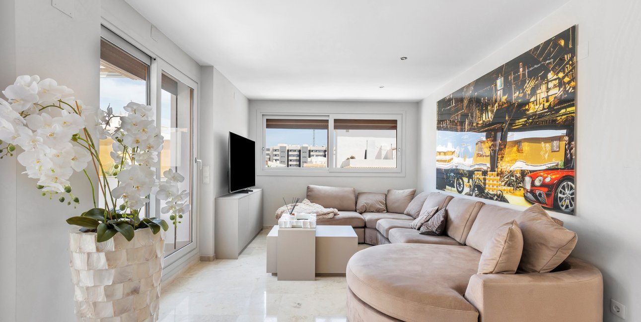 Resale - Apartment / flat -
Orihuela Costa - Punta Prima