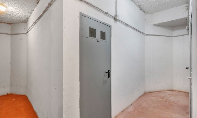 Resale - Apartment / flat -
Orihuela Costa - Punta Prima