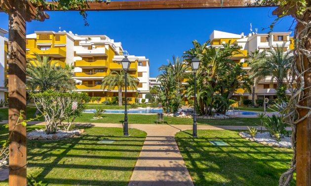 Resale - Apartment / flat -
Orihuela Costa - Punta Prima