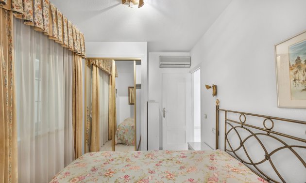 Resale - Apartment / flat -
Guardamar del Segura - Campomar