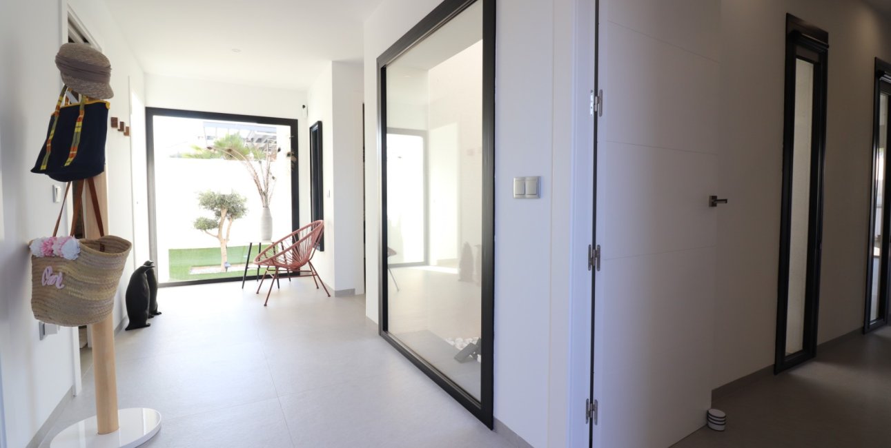 Reventa - Villa -
Formentera del Segura - Fincas de La Vega