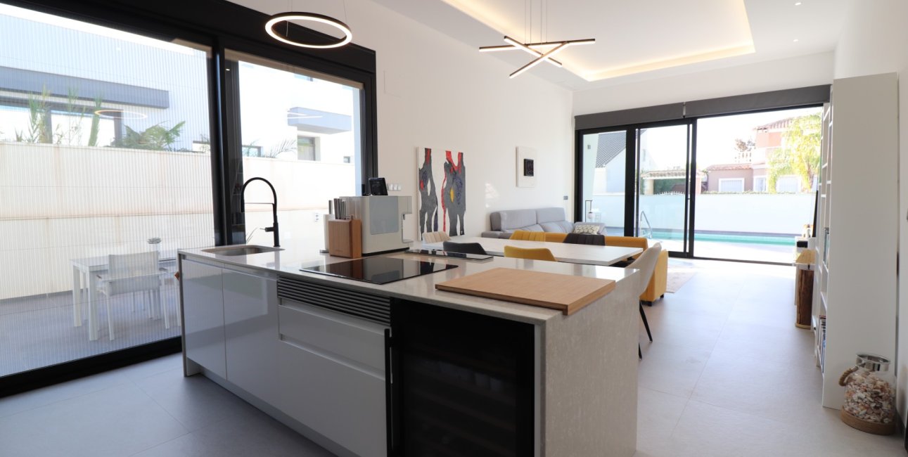 Reventa - Villa -
Formentera del Segura - Fincas de La Vega