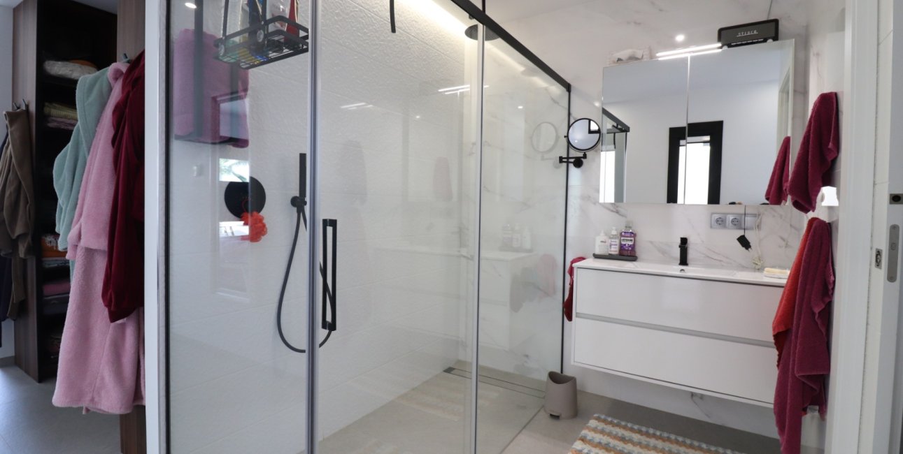 Reventa - Villa -
Formentera del Segura - Fincas de La Vega