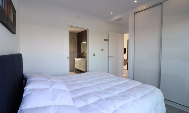 Reventa - Villa -
Formentera del Segura - Fincas de La Vega