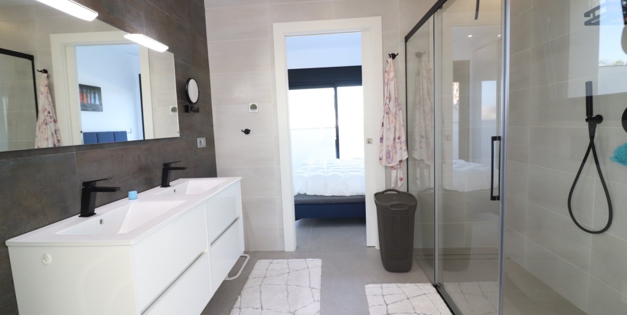 Reventa - Villa -
Formentera del Segura - Fincas de La Vega