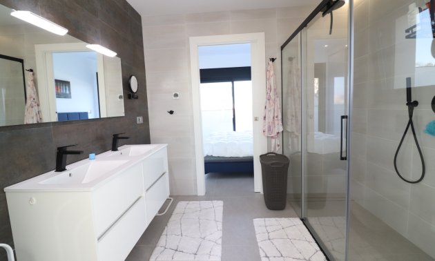 Reventa - Villa -
Formentera del Segura - Fincas de La Vega