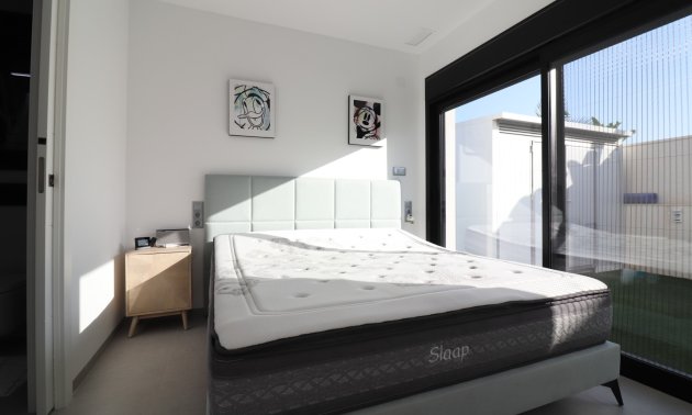 Reventa - Villa -
Formentera del Segura - Fincas de La Vega