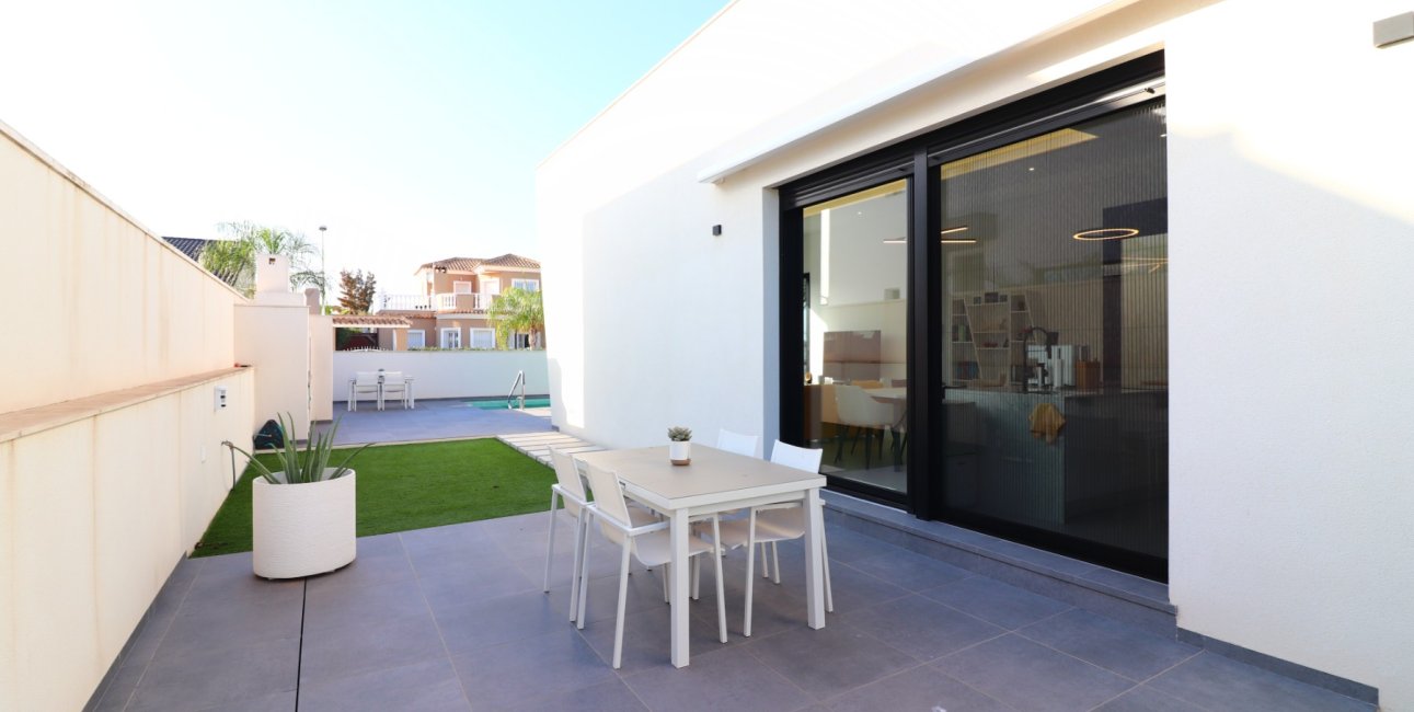 Reventa - Villa -
Formentera del Segura - Fincas de La Vega