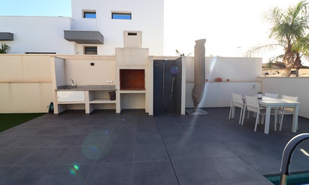 Reventa - Villa -
Formentera del Segura - Fincas de La Vega