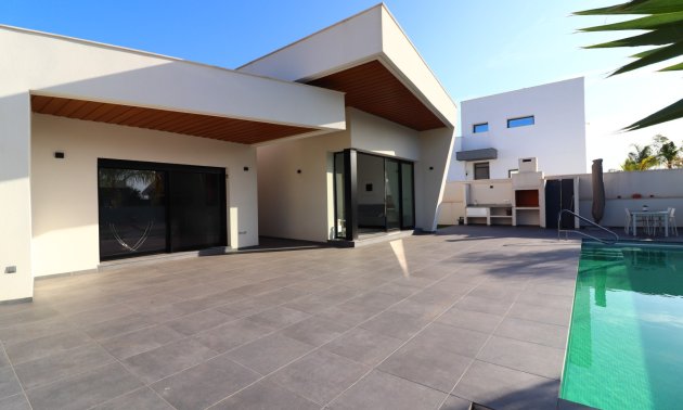 Reventa - Villa -
Formentera del Segura - Fincas de La Vega