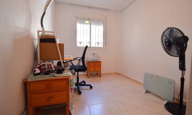 Resale - Apartment / flat -
Orihuela Costa - Playa Flamenca