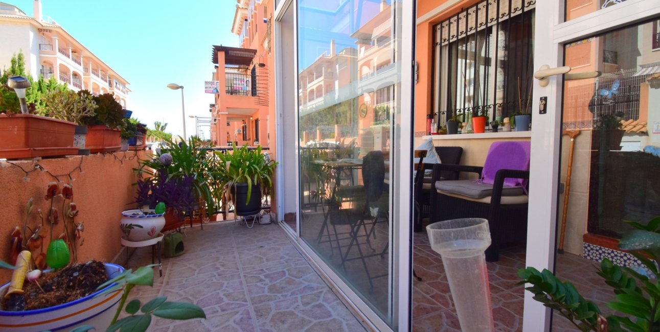 Resale - Apartment / flat -
Orihuela Costa - Playa Flamenca