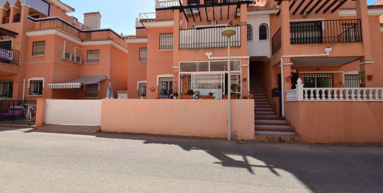 Resale - Apartment / flat -
Orihuela Costa - Playa Flamenca