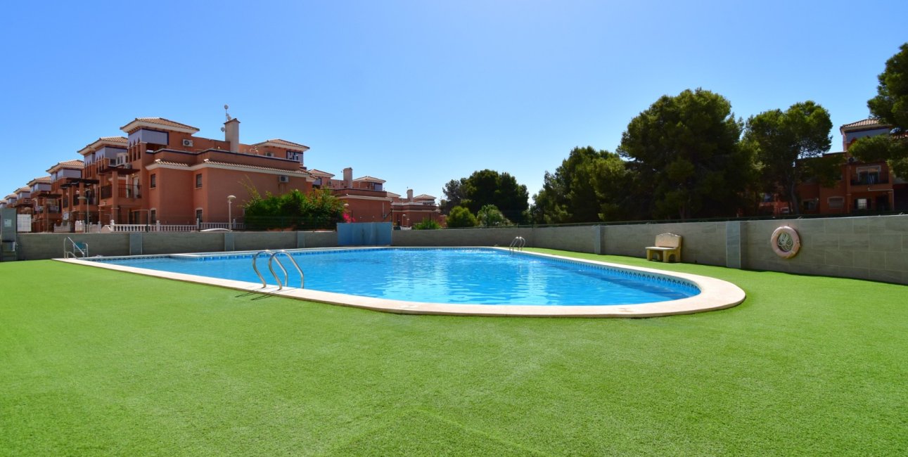 Resale - Apartment / flat -
Orihuela Costa - Playa Flamenca